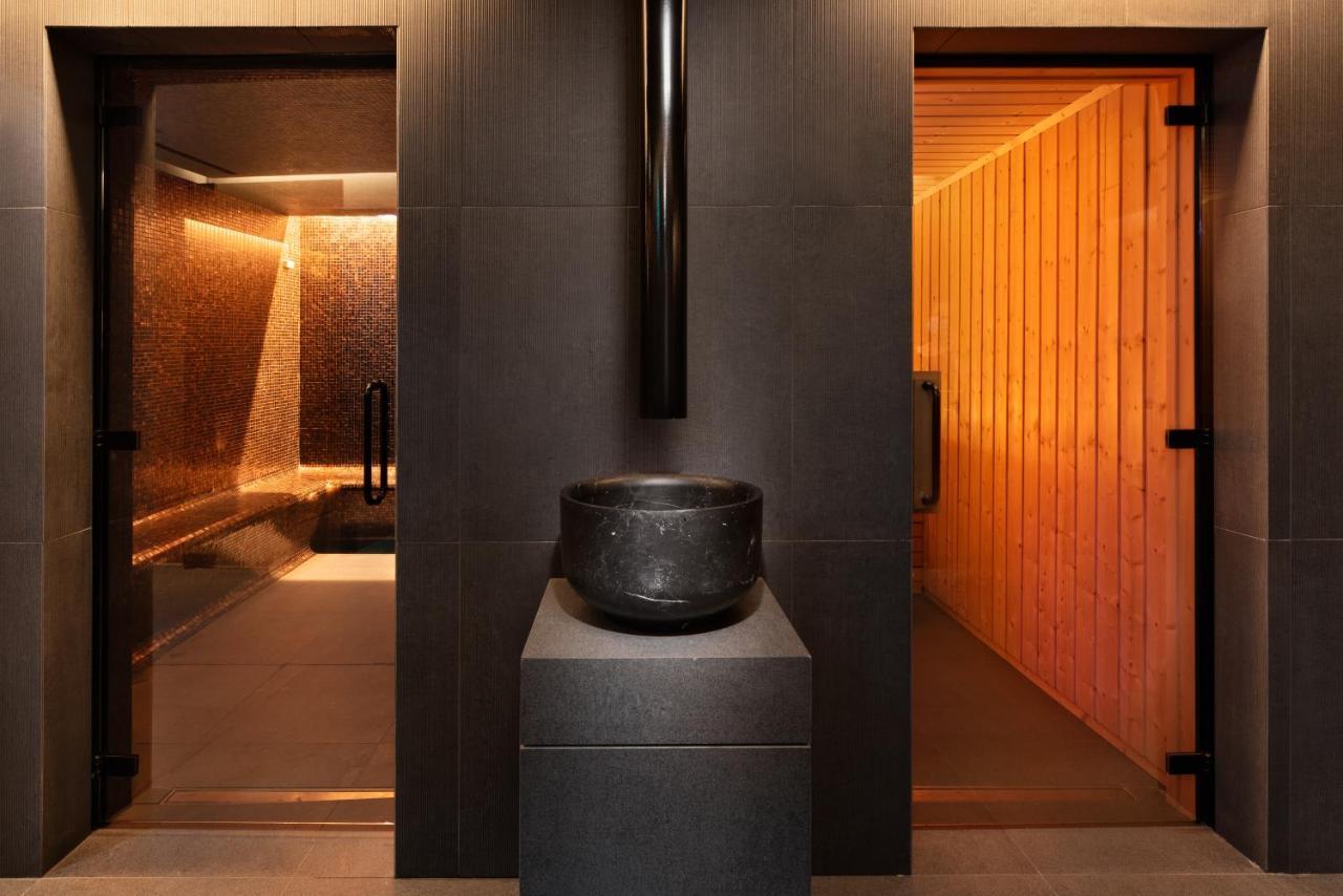 Eurostars Aliados Hotel Porto Luaran gambar The spa at The Connaught