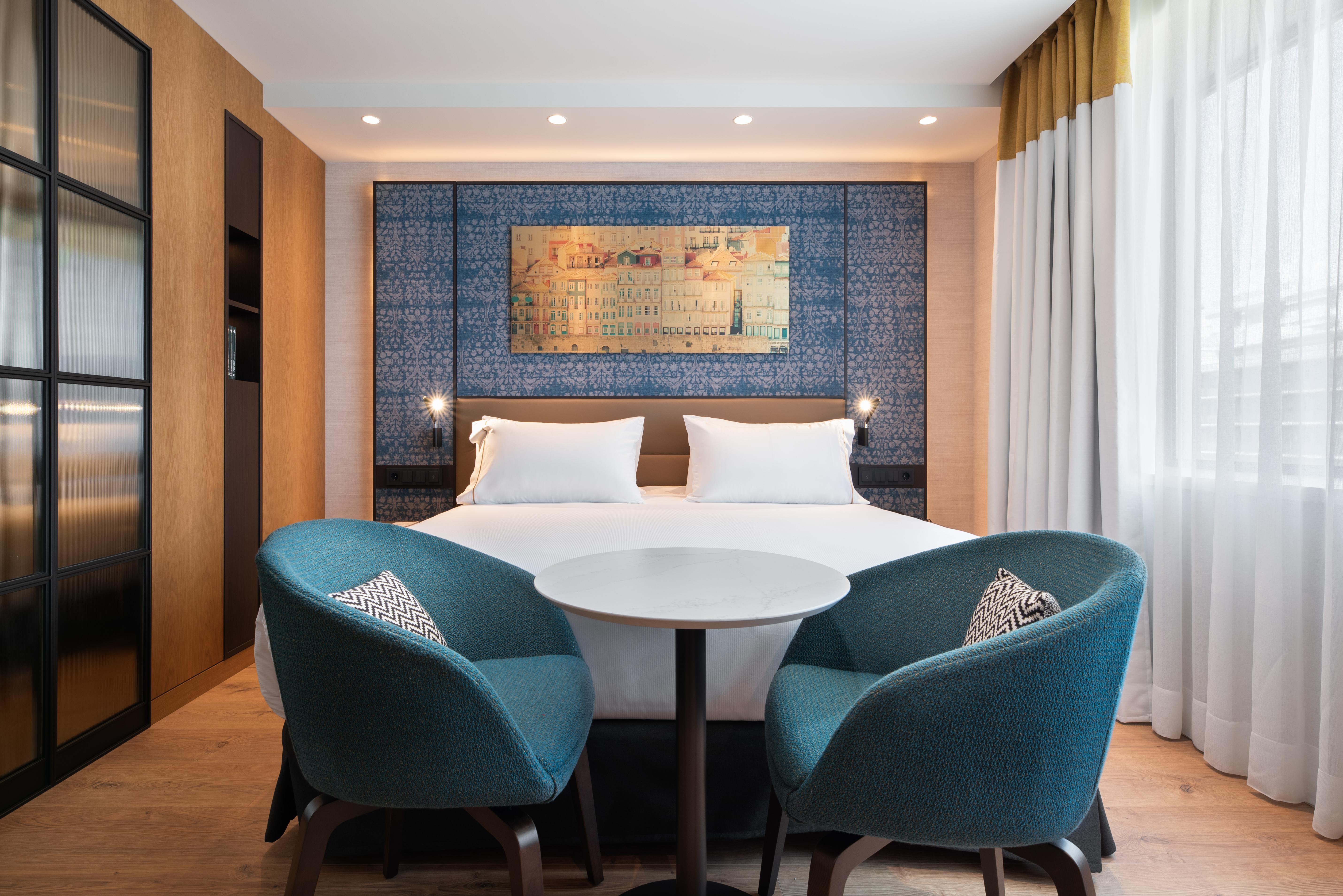 Eurostars Aliados Hotel Porto Luaran gambar A room at the hotel